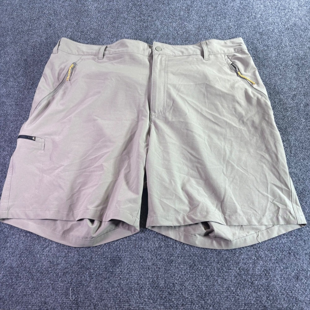Columbia Hiking‎ Shorts Mens 42/52 Tan Stretch Performance Outdoor Cargo Pockets